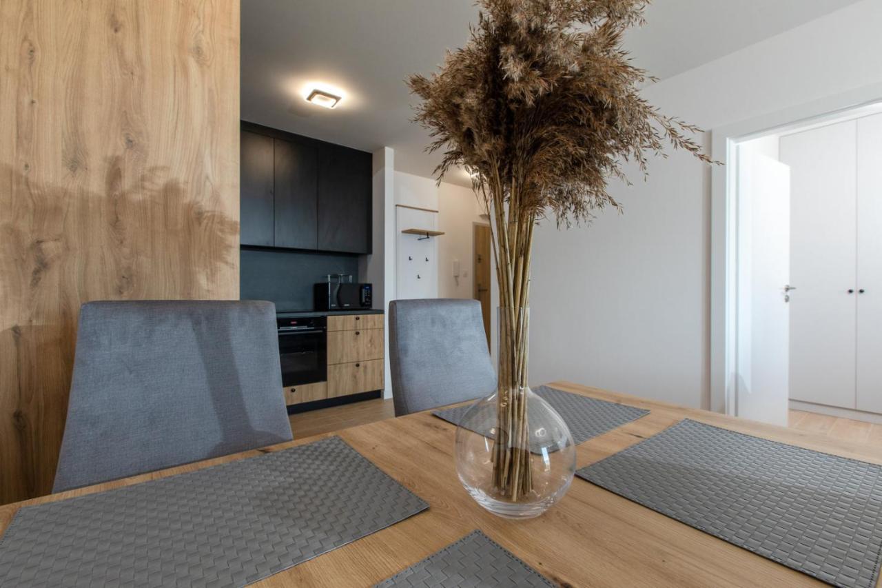 Apartament Grafitowy By Major Domus Club Dziwnów Екстериор снимка